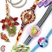 Family Rakhi by Indiaflowerplaza