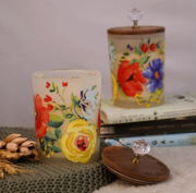 The Maeva Store offers the Berry Blossom Scented Candle Online